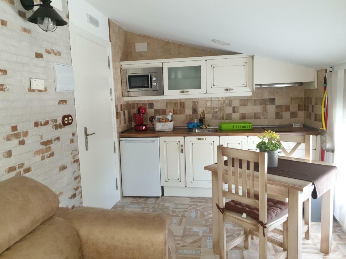 Apartamentos Hostal Cabanas Carboneras de Guadazaón Εξωτερικό φωτογραφία