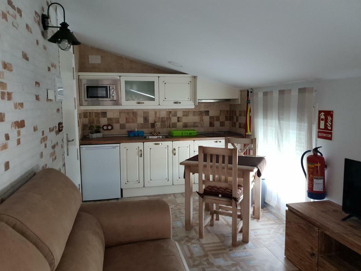 Apartamentos Hostal Cabanas Carboneras de Guadazaón Εξωτερικό φωτογραφία