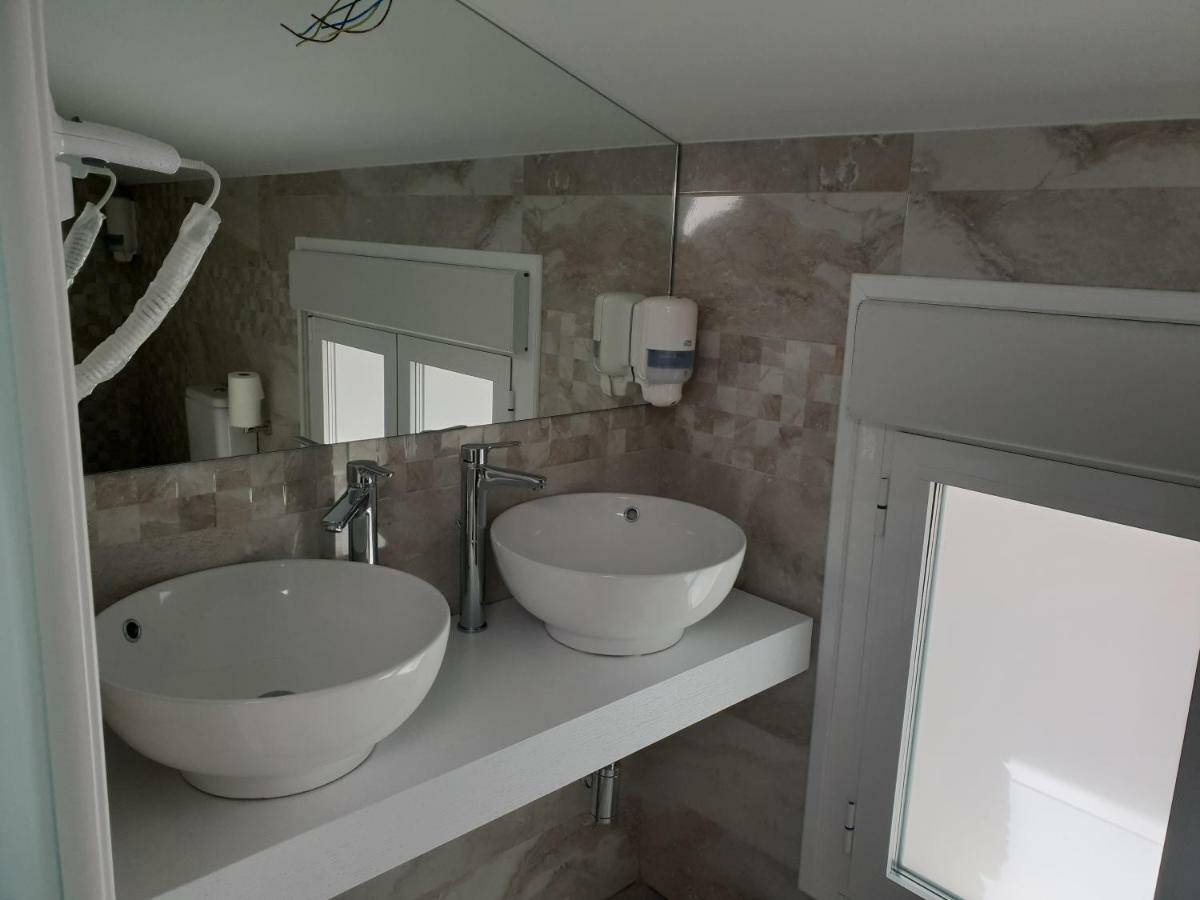 Apartamentos Hostal Cabanas Carboneras de Guadazaón Εξωτερικό φωτογραφία
